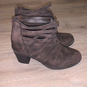 Me Too Oliver brown strappy faux leather ankle boots